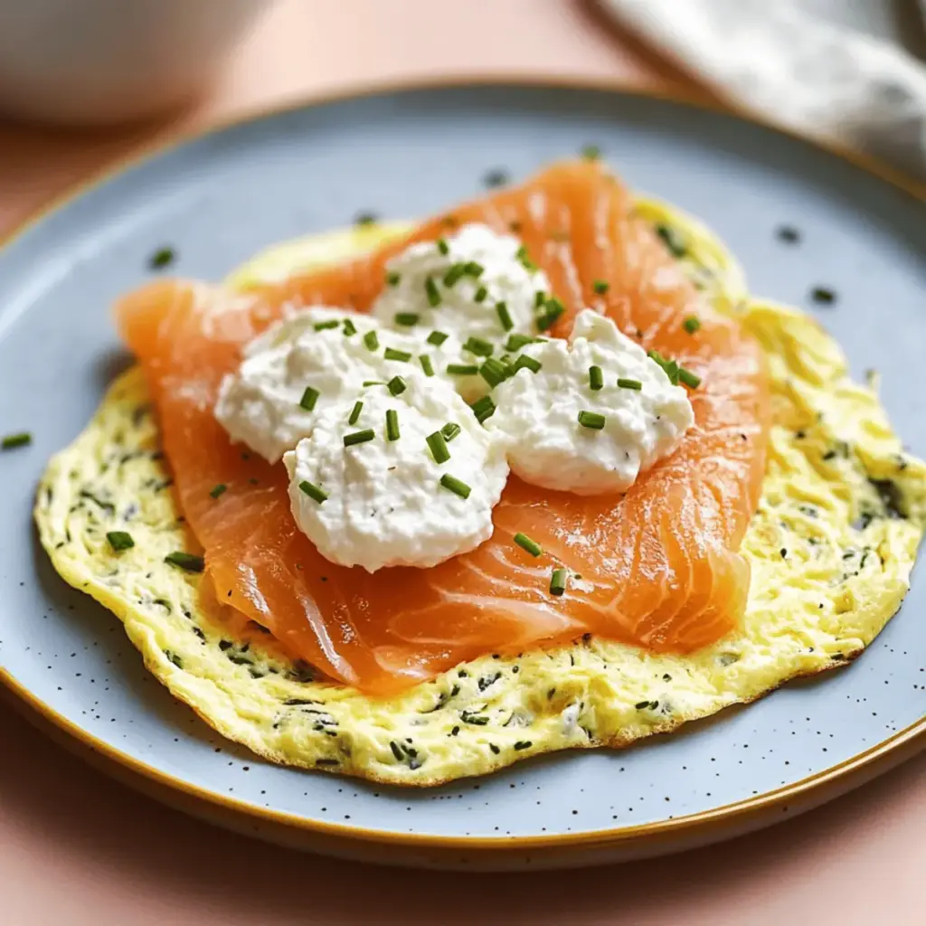 Savory Omelet with Salmon & Cream Cheese in Just 5 Minutes